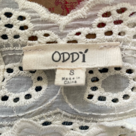 Cute Peasant Blouse - Picture 7 of 8